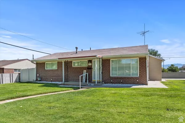 Magna, UT 84044,3391 LYNNBROOK DR