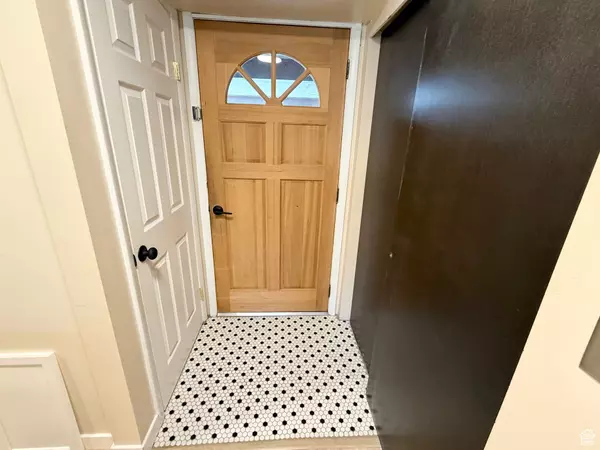 Ogden, UT 84404,1300 S LORL LANE #2