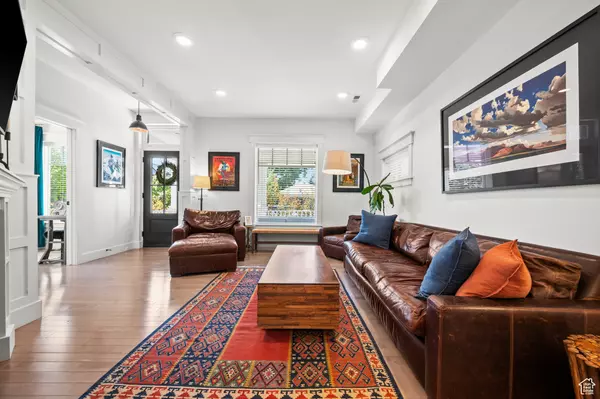 Salt Lake City, UT 84105,1123 E ROOSEVELT AVE