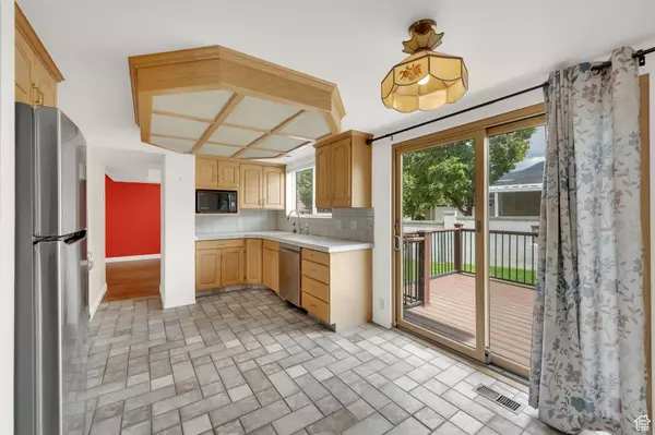 Cottonwood Heights, UT 84121,7391 S VISCAYNE DR