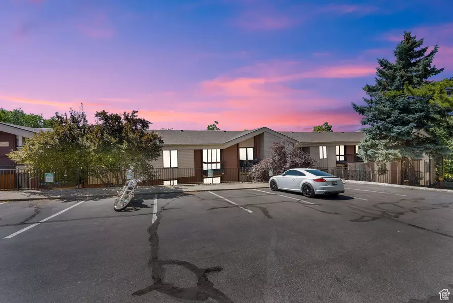 425 S 1000 E #204C, Salt Lake City, UT 84102