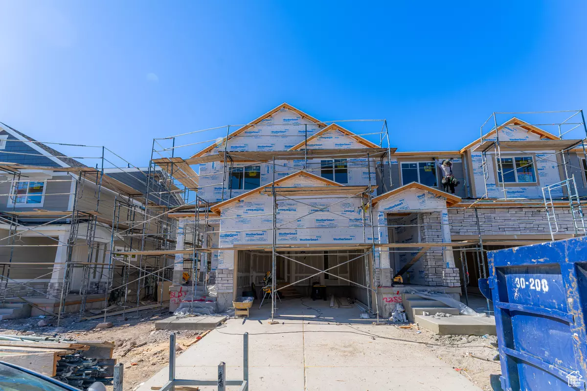 Saratoga Springs, UT 84045,2941 N RED VELVET LN #2357