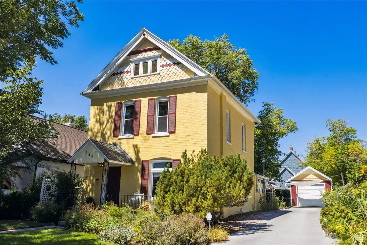 Salt Lake City, UT 84105,827 E SHERMAN AVE