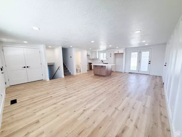 Orem, UT 84058,283 E 230 S