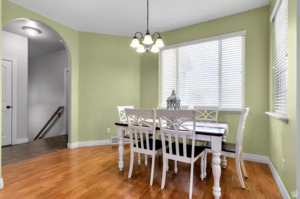 Eagle Mountain, UT 84005,8494 N TURNBERRY RD E