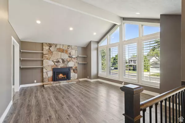 Sandy, UT 84093,1760 E SUNRISE MEADOW DR S