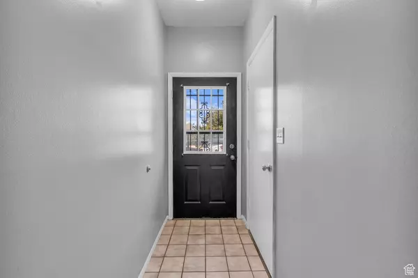 South Ogden, UT 84403,1900 E 5625 S