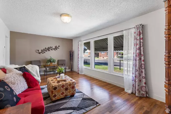 Washington Terrace, UT 84405,4360 S 275 W
