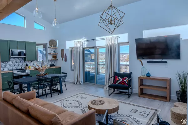 152 W BRYCE GATE CIR, Hatch, UT 84735