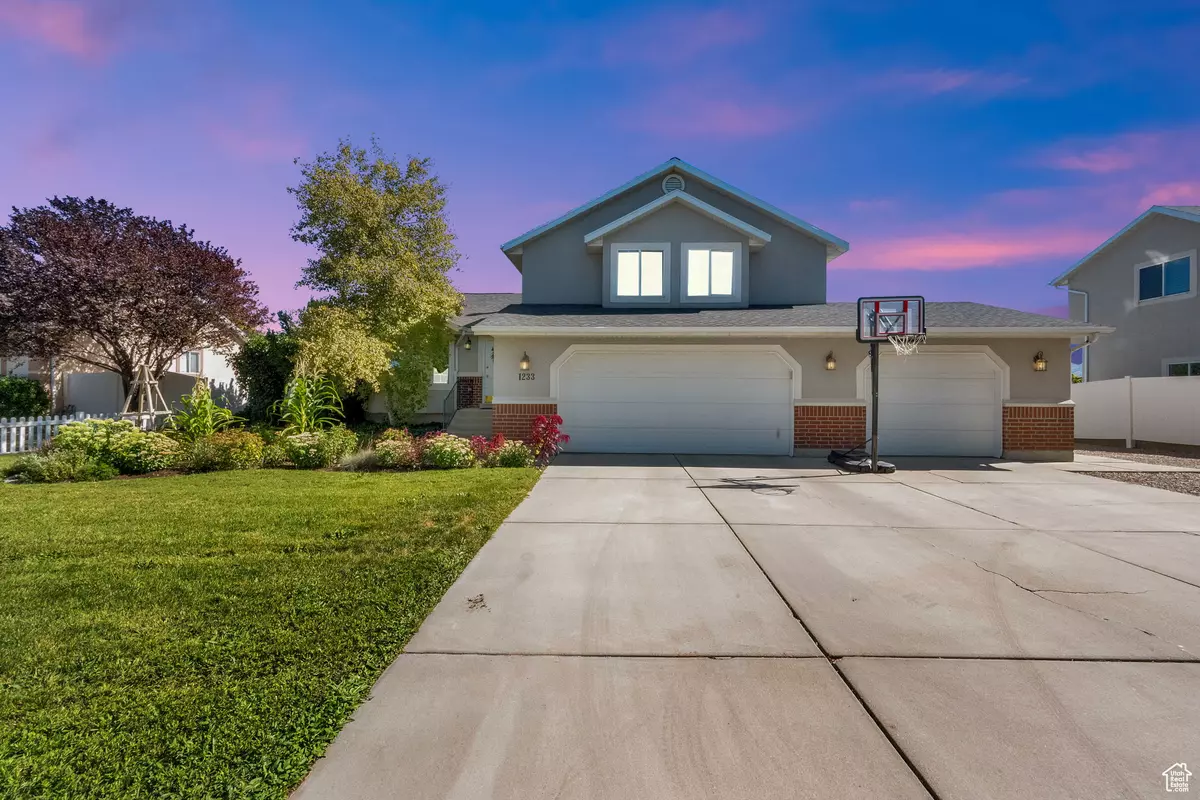 Riverton, UT 84065,1233 W 12500 S