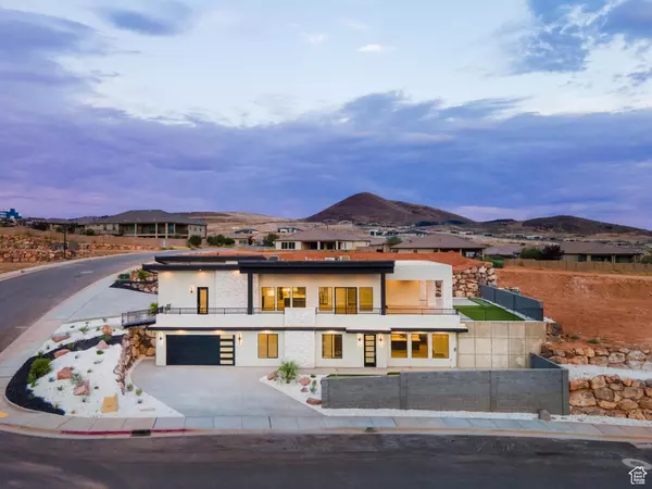 Hurricane, UT 84737,1376 725 S