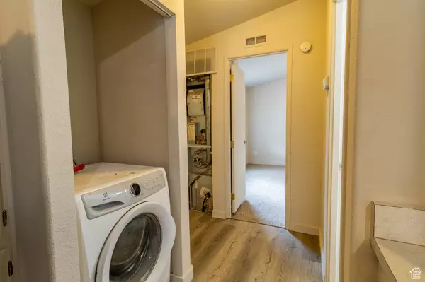 Layton, UT 84041,63 SUNSET