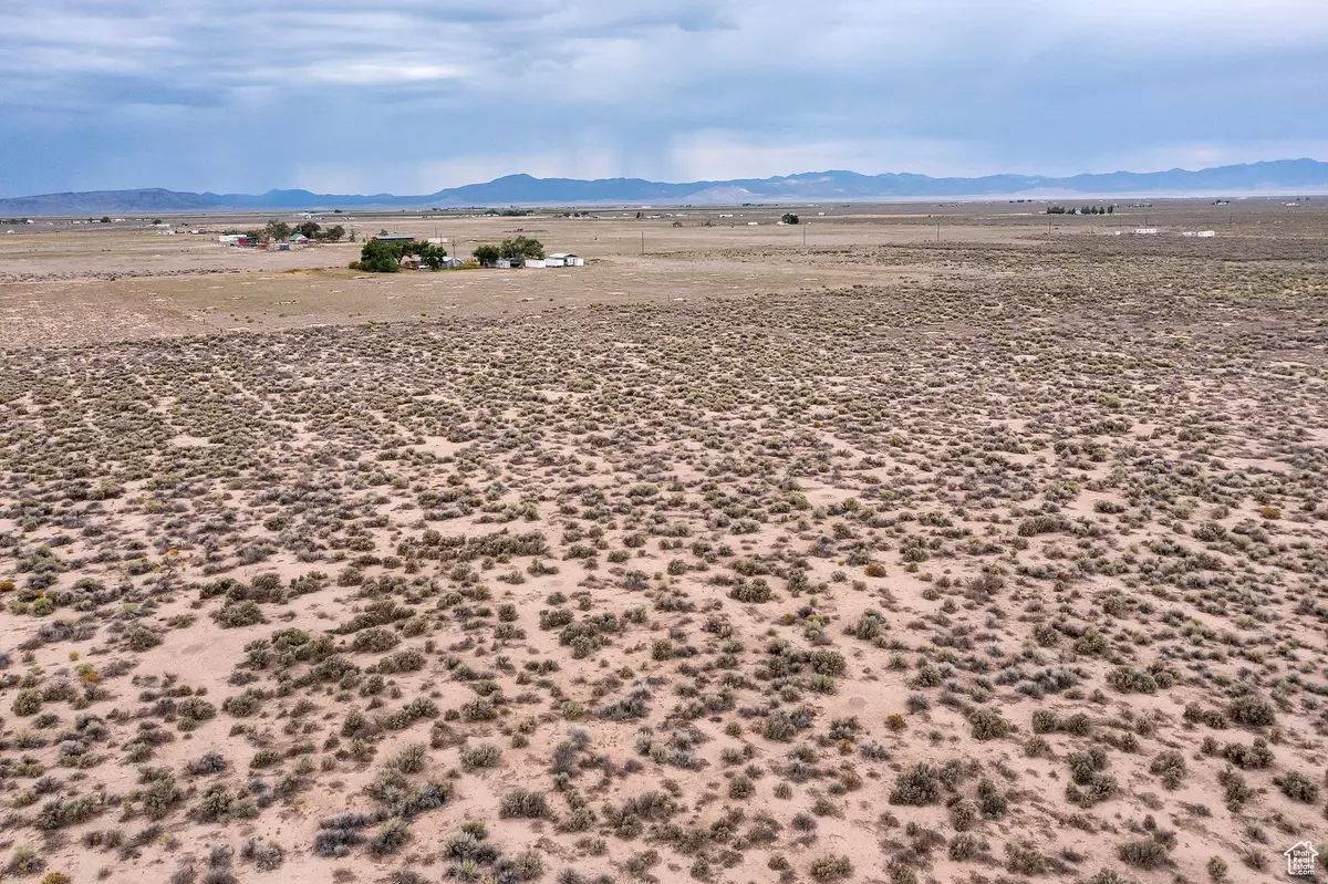 Beryl Junction, UT 84714,2000 N 3600 W NEAR BERYL AND HWY 56 W