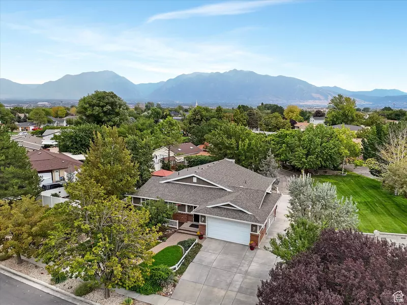 2375 W BONANZA WAY, South Jordan, UT 84095