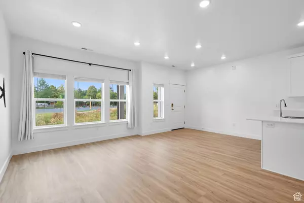 Nibley, UT 84321,200 W 3175 S