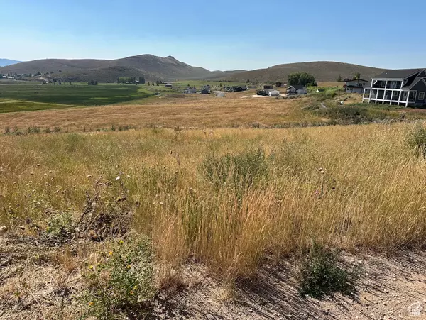 2640 S EAGLE DR, Garden City, UT 84028