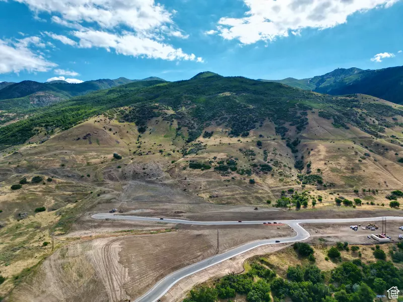 209 N ROCK LOFT RDG E #32-R, Fruit Heights, UT 84037