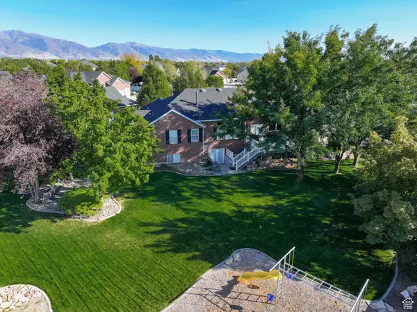 Syracuse, UT 84075,2463 S 1375 W