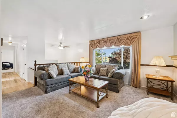 Kaysville, UT 84037,711 S SUNSET DR S