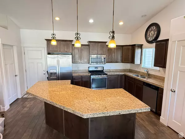 Tooele, UT 84074,2178 N 220 W