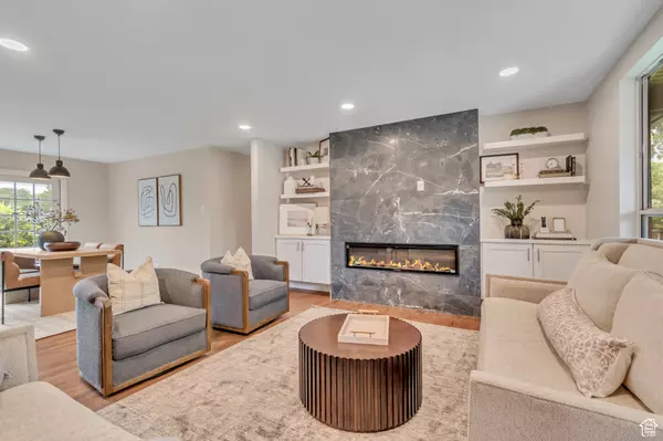 Holladay, UT 84117,1617 E MEADOWMOOR RD