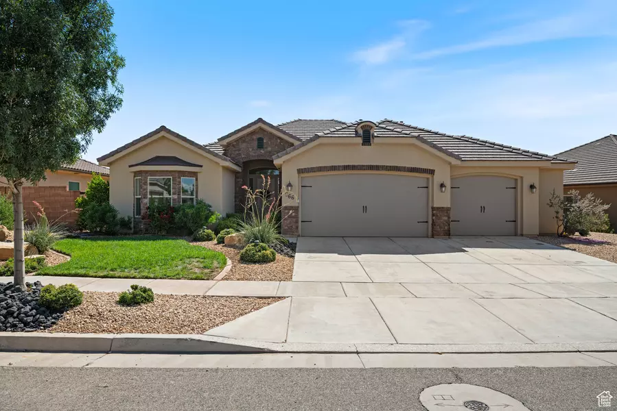 566 N SAGE CREST DR, Washington, UT 84780