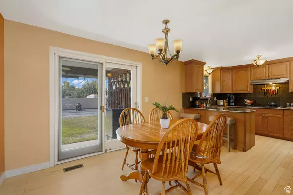 Taylorsville, UT 84123,1305 W PINEWOOD DR