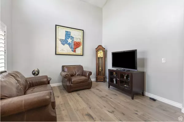 Stansbury Park, UT 84074,5489 N HAMPTON WAY E