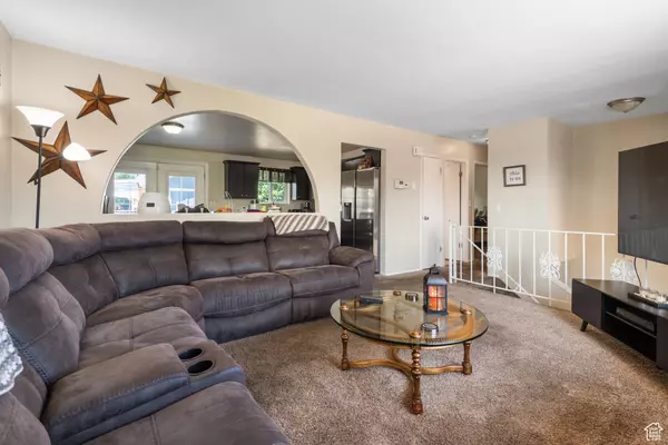 West Jordan, UT 84084,6409 S DIXIE DR