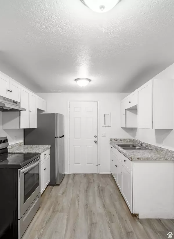 West Valley City, UT 84120,4114 S BLUE JAY ST W