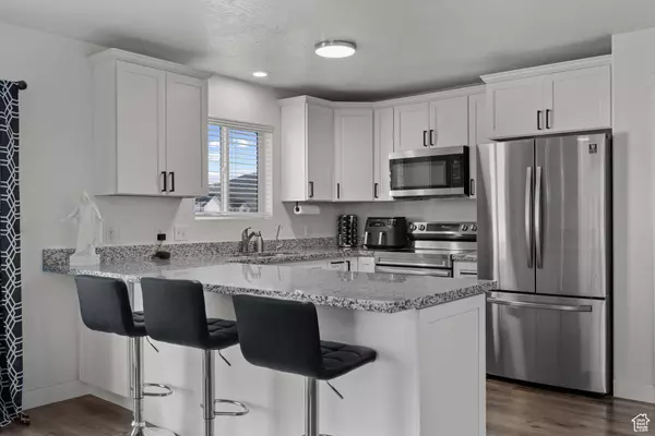 Eagle Mountain, UT 84005,2085 E JORDAN WAY N