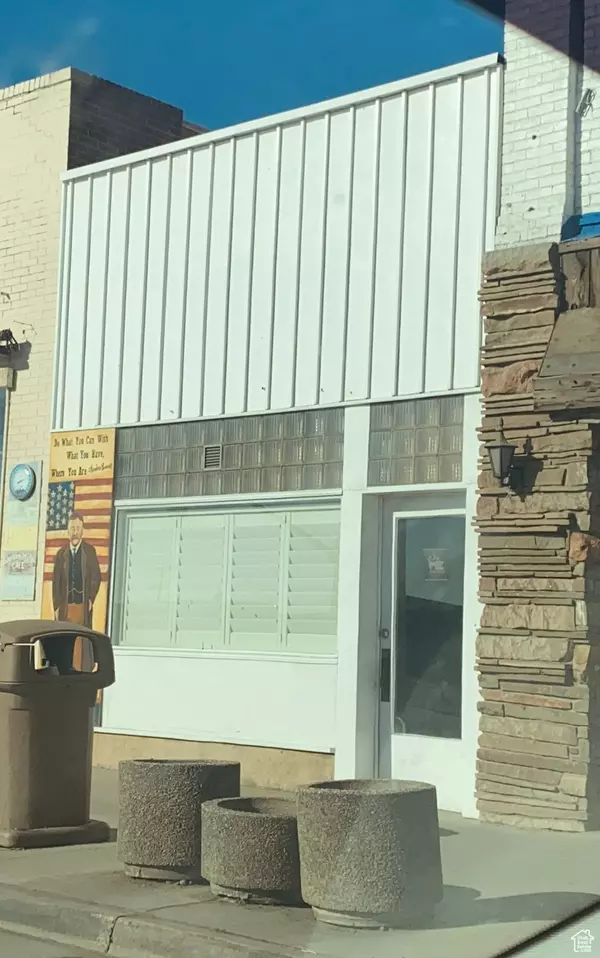 17 N 200 E, Roosevelt, UT 84066