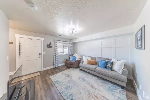 Harrisville, UT 84414,1964 N 225 W