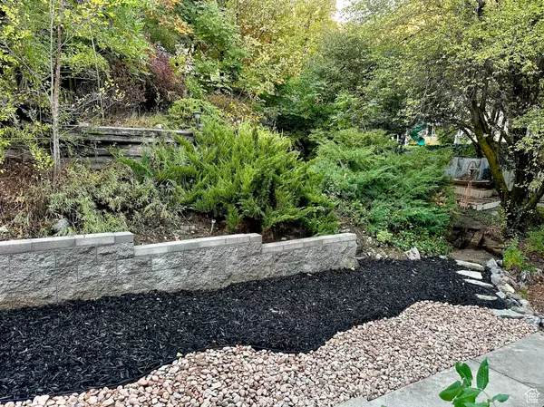 Provo, UT 84604,3442 NAVAJO LN