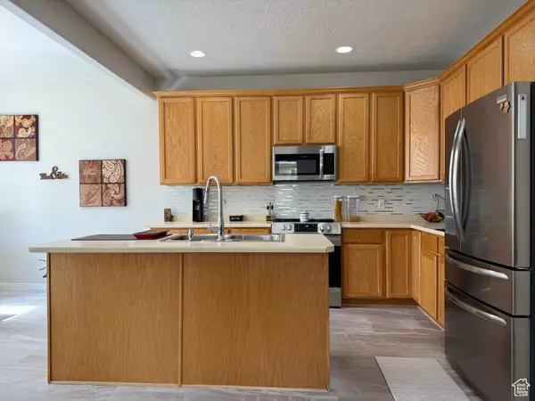 West Valley City, UT 84128,6919 W ASHBY WAY S