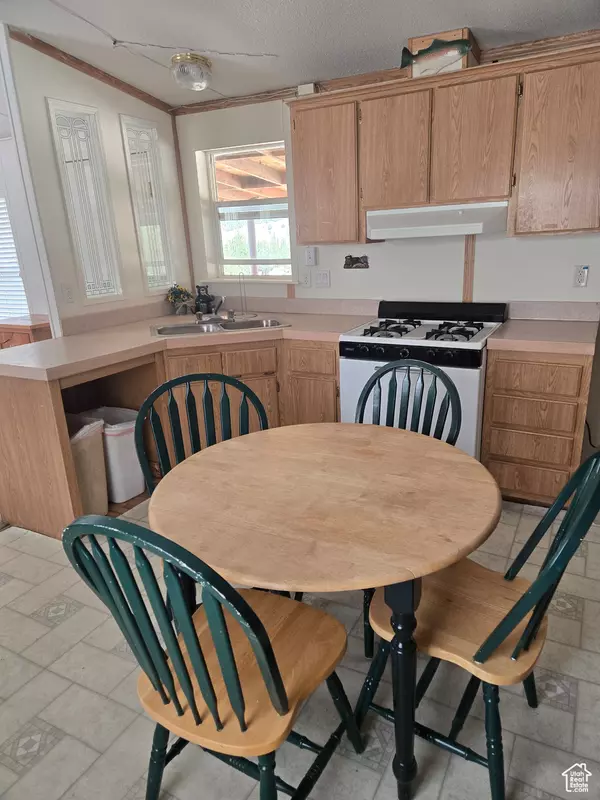 Orangeville, UT 84537,6315 N 10060 W