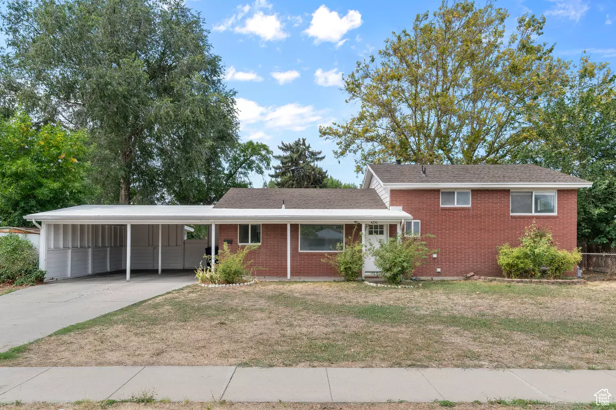 Taylorsville, UT 84123,4250 S CHEGWIDDEN LN