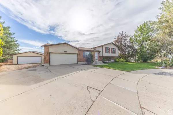 West Jordan, UT 84084,7309 S 2645 W