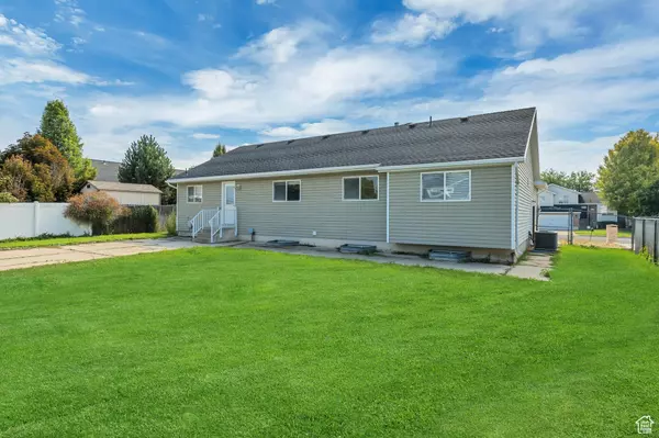 Layton, UT 84041,2872 W LINDI WAY