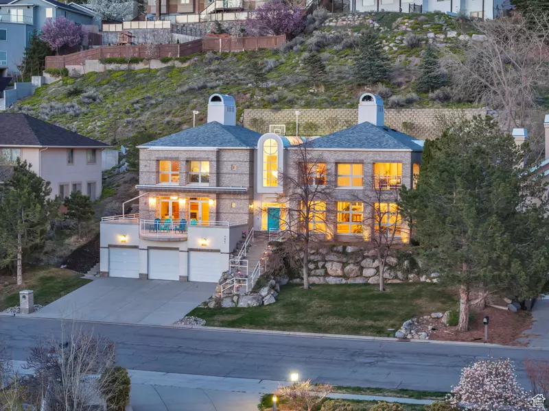 2457 S SCENIC DR, Salt Lake City, UT 84109