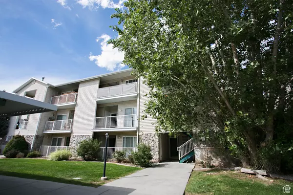 Clearfield, UT 84015,490 E 700 S #C35