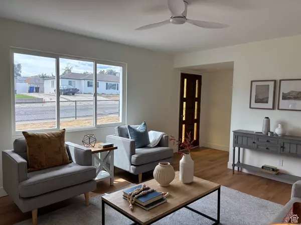 Kearns, UT 84118,4756 W 5055 S