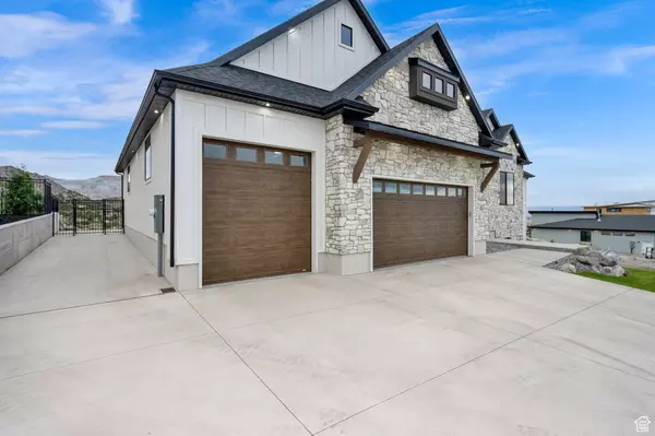 Herriman, UT 84096,7334 W SUMMIT CREST CIR #129