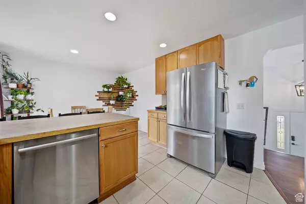 West Valley City, UT 84120,5109 W WILDROSE DR