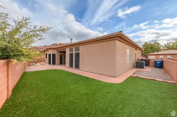 Ivins, UT 84738,250 N SNOW CANYON DR #16