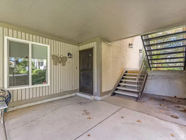 Murray, UT 84121,5820 S WATERBURY WAY #H