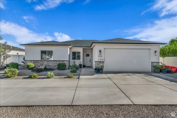 266 E 260 N, Washington, UT 84780