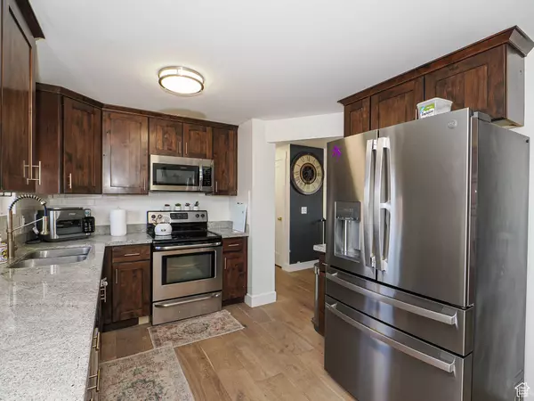 Sandy, UT 84094,1058 E TURQUOISE WAY S