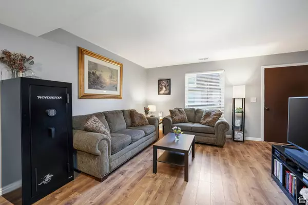 Centerville, UT 84014,88 W 50 S #D-5