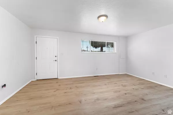 Lehi, UT 84043,902 W 1500 N